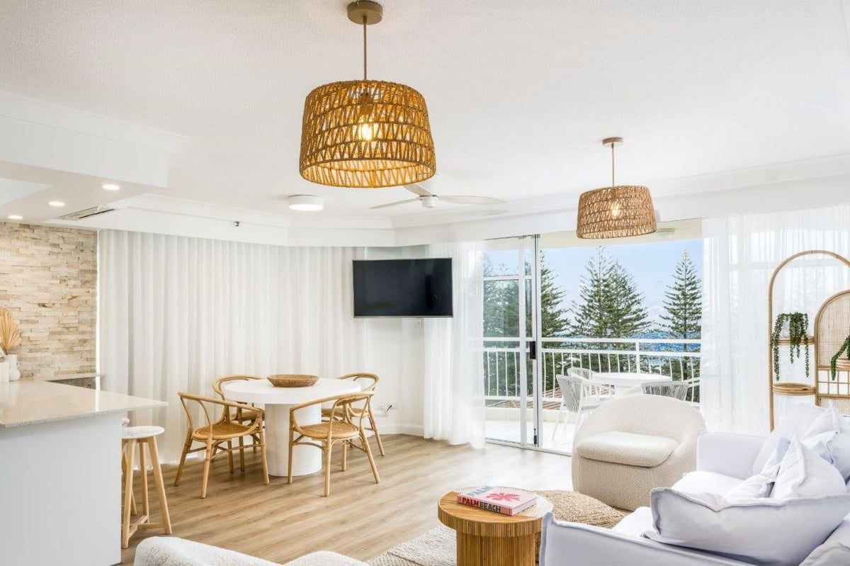 Furnished 2 Bedroom House in Burleigh Heads