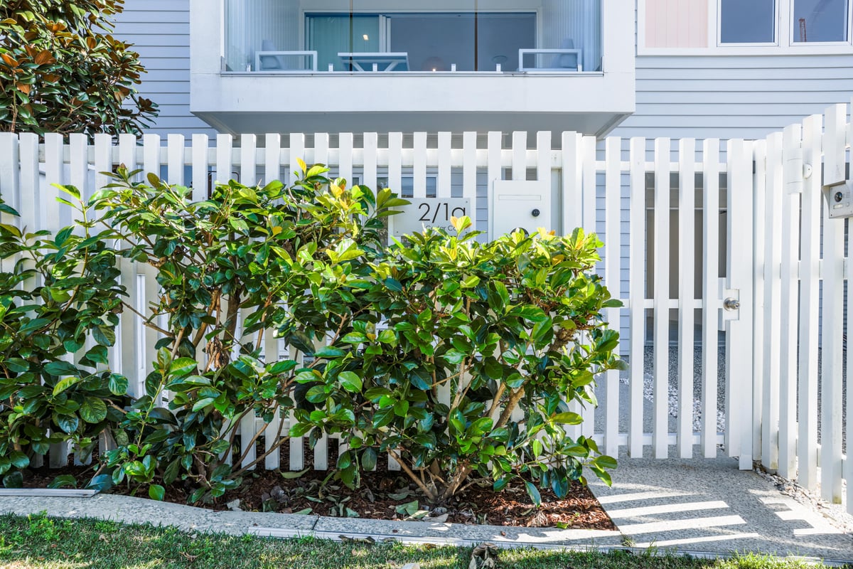 Furnished 4 Bedroom House in Burleigh Heads