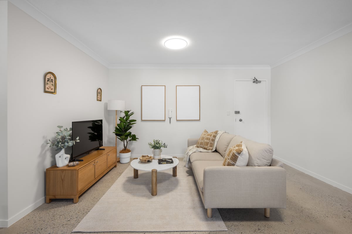 Furnished 2 Bedroom House in Burleigh Heads