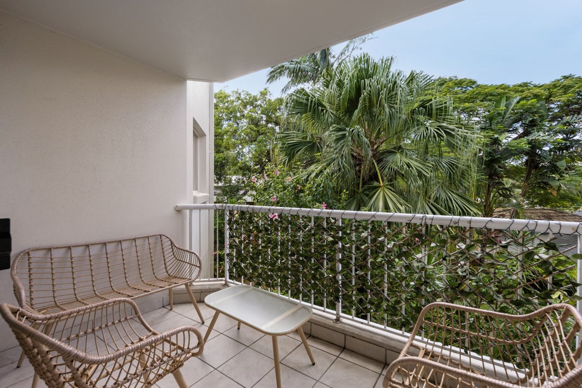 Furnished 2 Bedroom House in Burleigh Heads