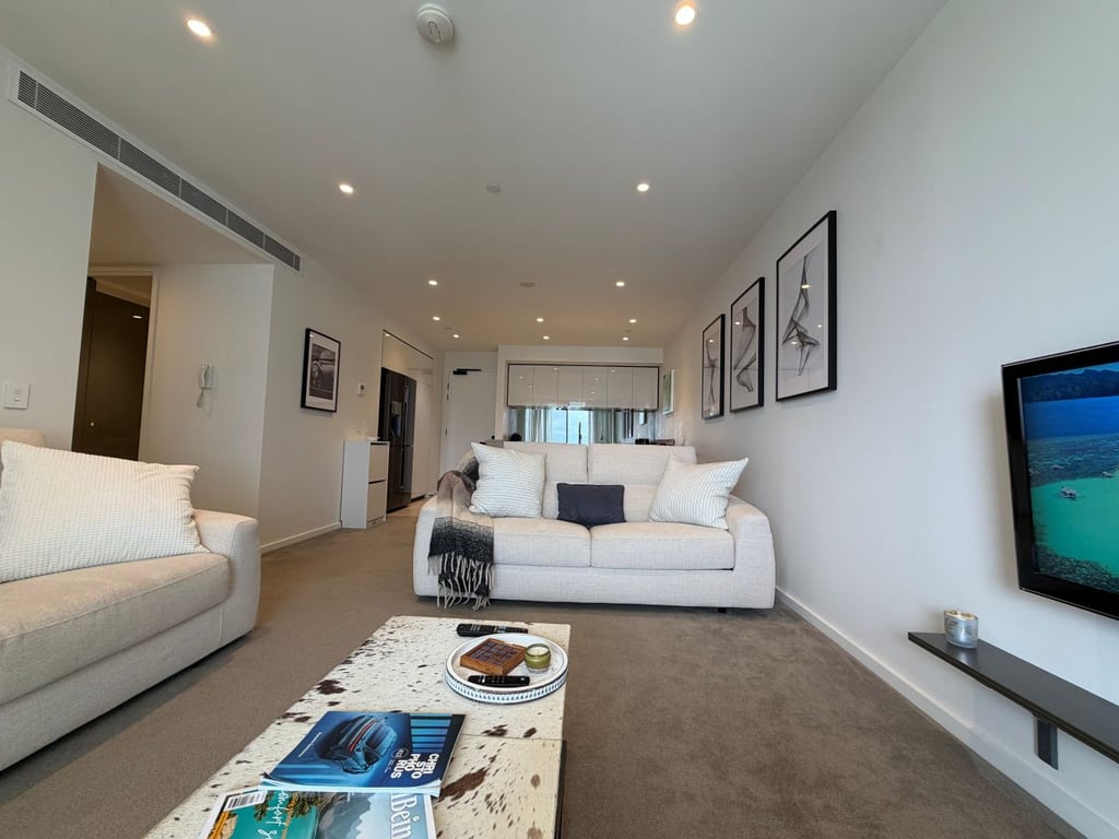 Furnished 1 Bedroom House in Palm Beach