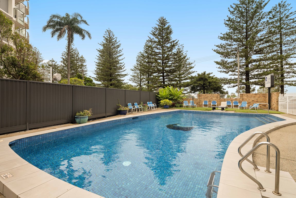 Furnished 3 Bedroom House in Burleigh Heads