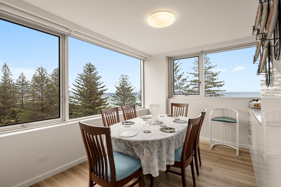 Furnished 3 Bedroom House in Burleigh Heads