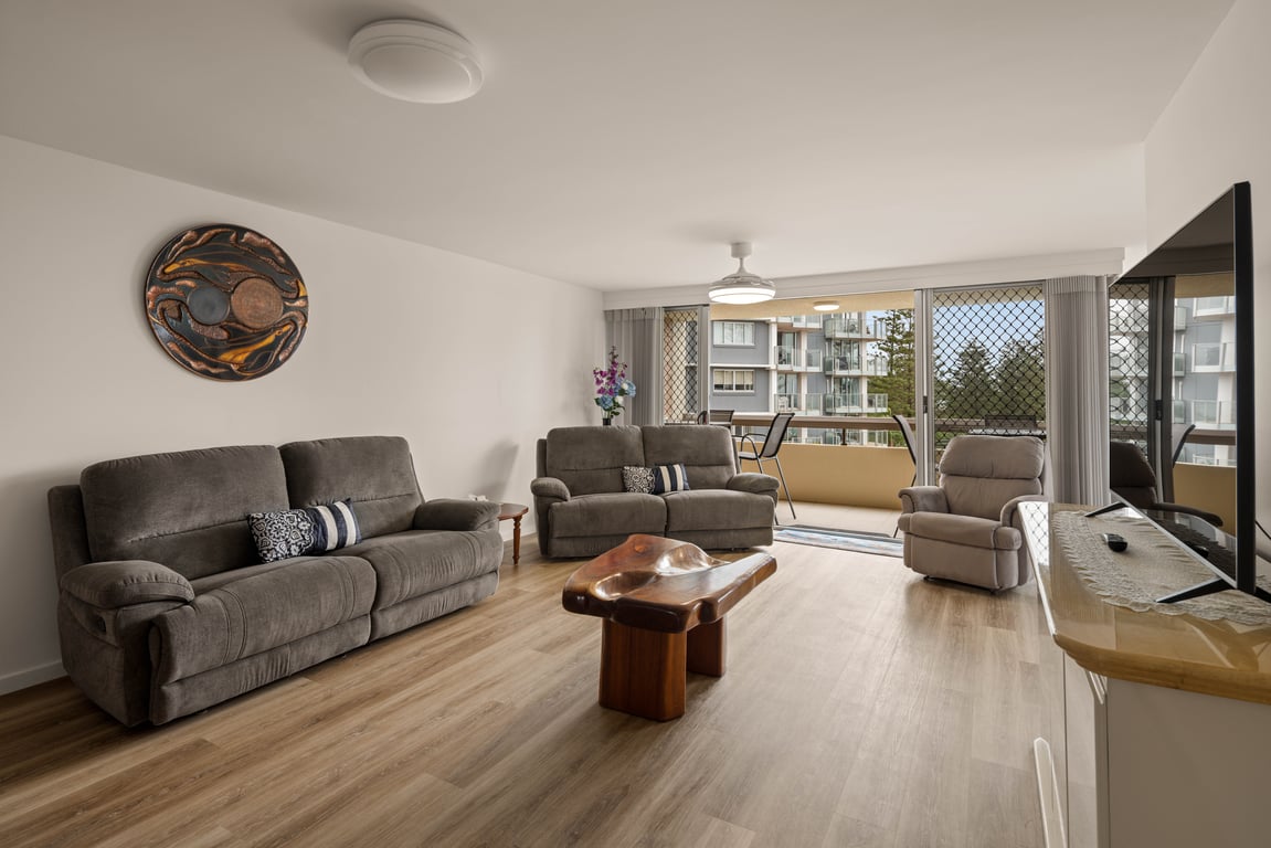 Furnished 3 Bedroom House in Burleigh Heads