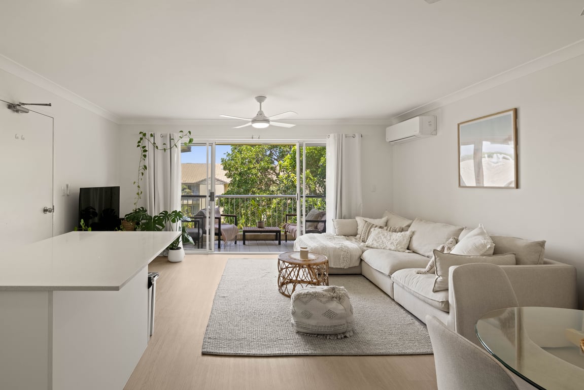 Furnished 2 Bedroom House in Burleigh Heads