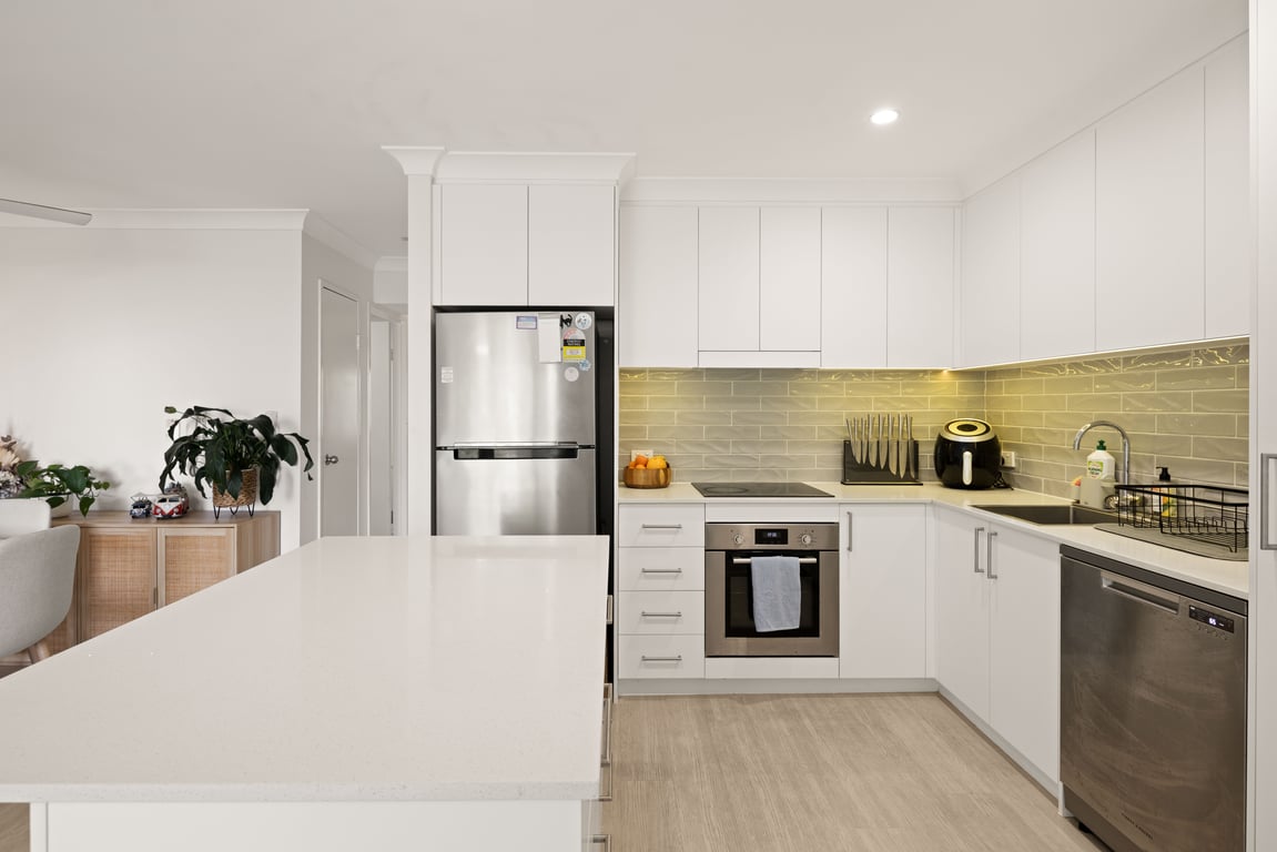 Furnished 2 Bedroom House in Burleigh Heads