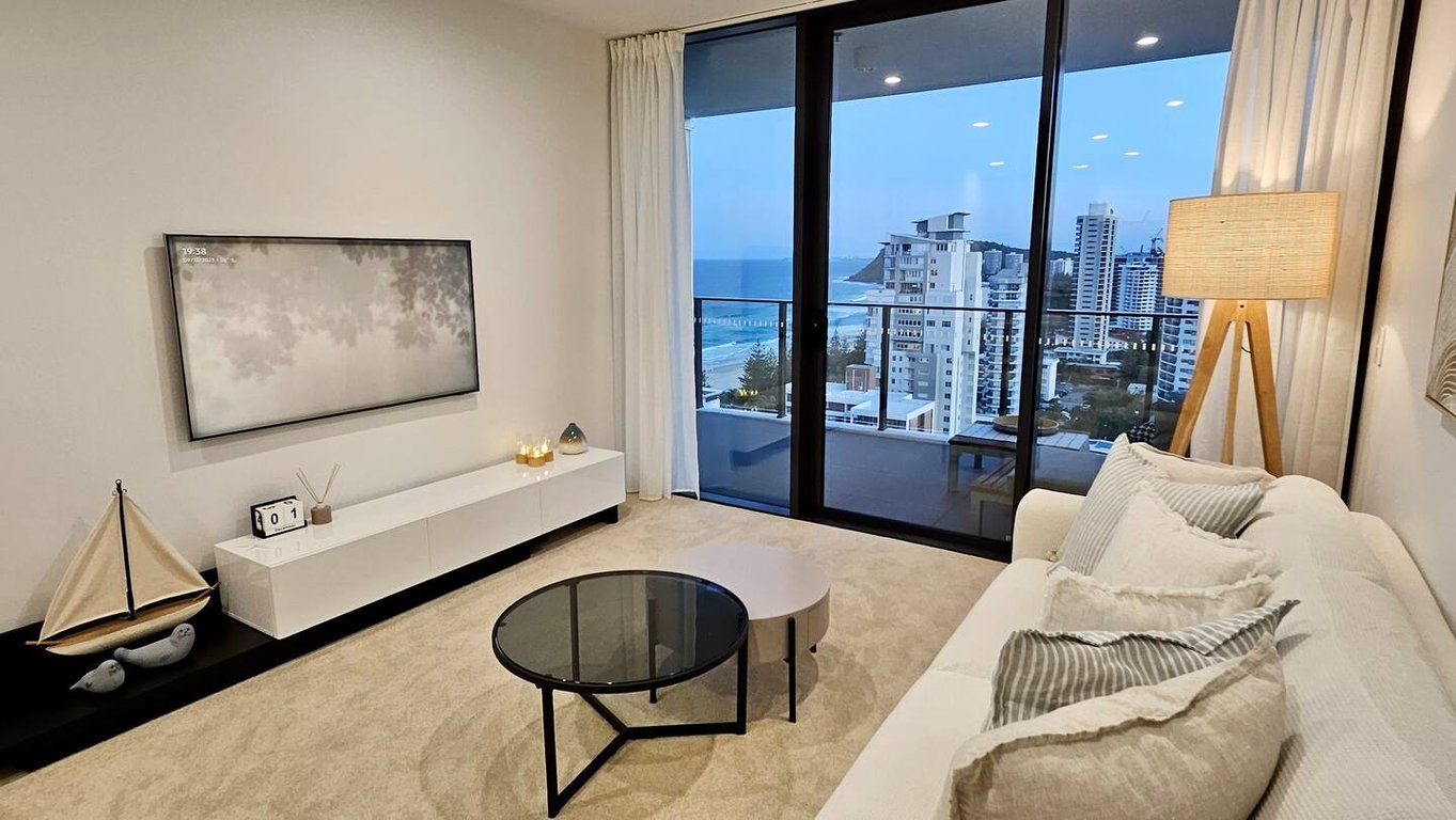 Furnished 2 Bedroom House in Burleigh Heads