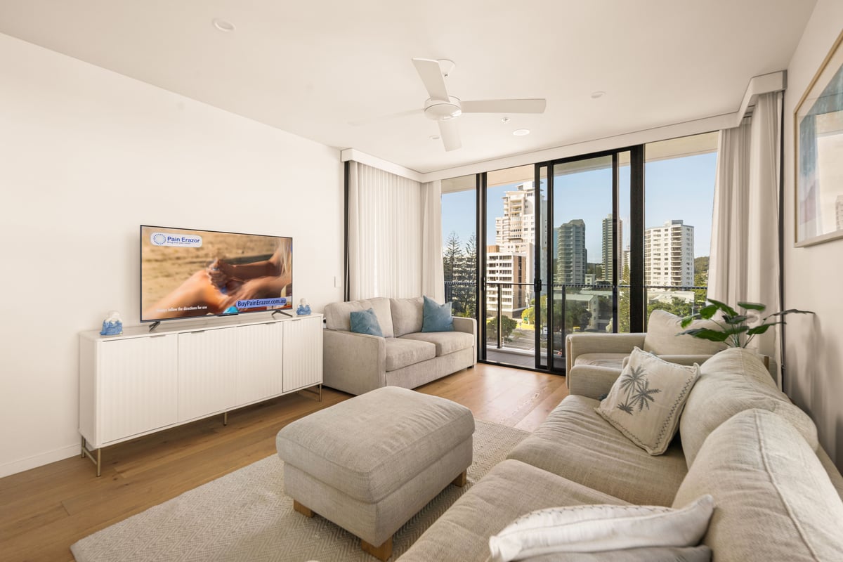 Furnished 2 Bedroom House in Burleigh Heads