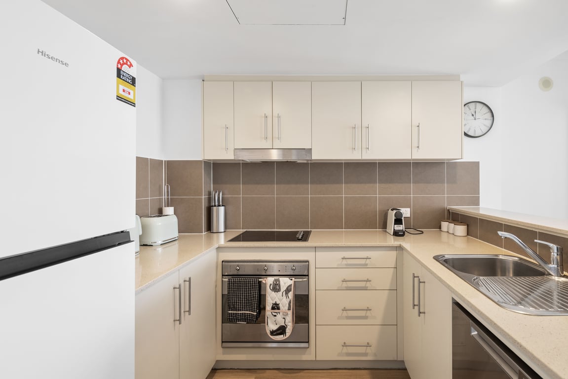 Furnished 2 Bedroom House in Burleigh Heads