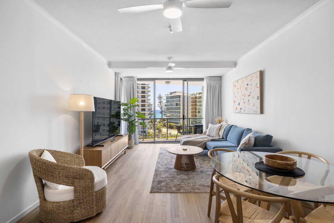Furnished 2 Bedroom House in Burleigh Heads