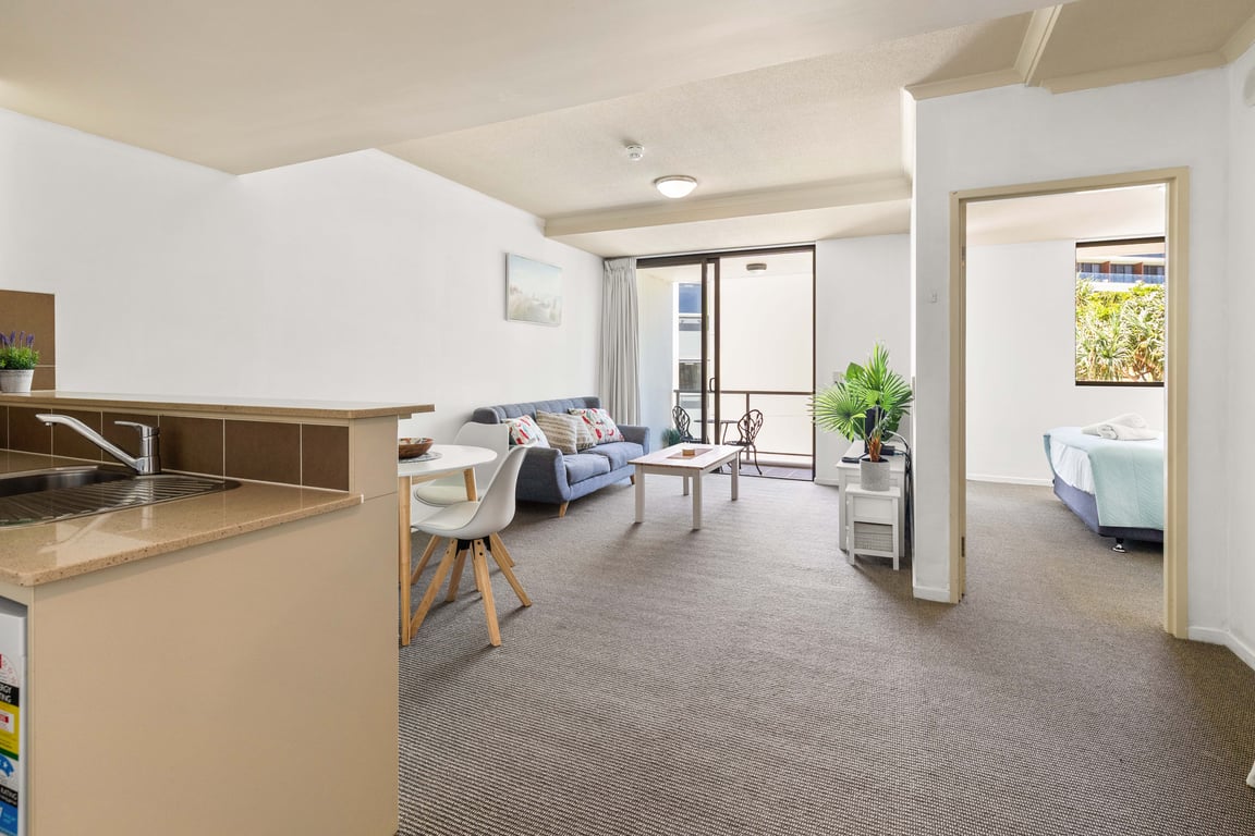 Furnished 1 Bedroom House in Burleigh Heads
