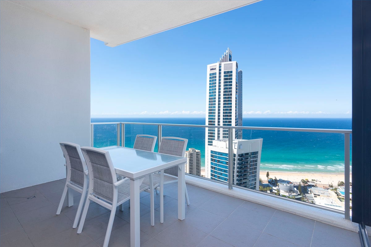 Furnished 2 Bedroom House in Surfers Paradise