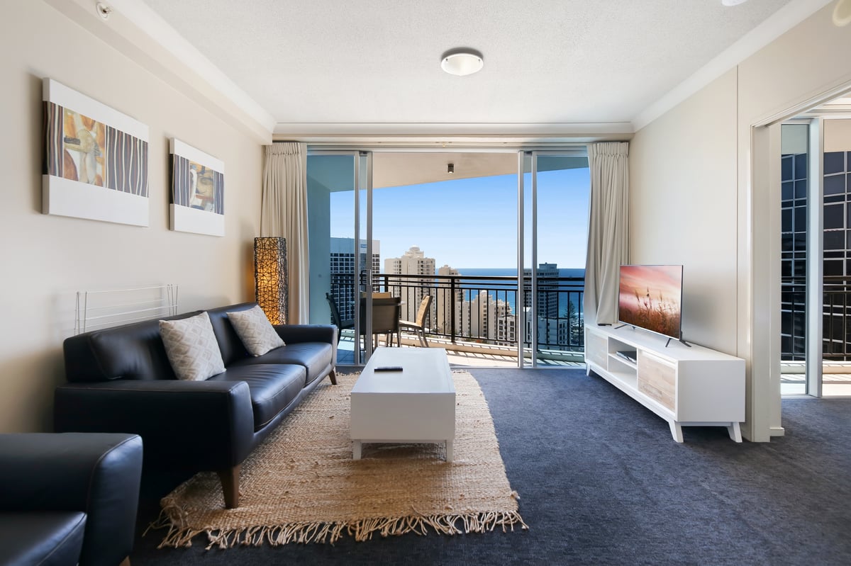 Furnished 2 Bedroom House in Surfers Paradise