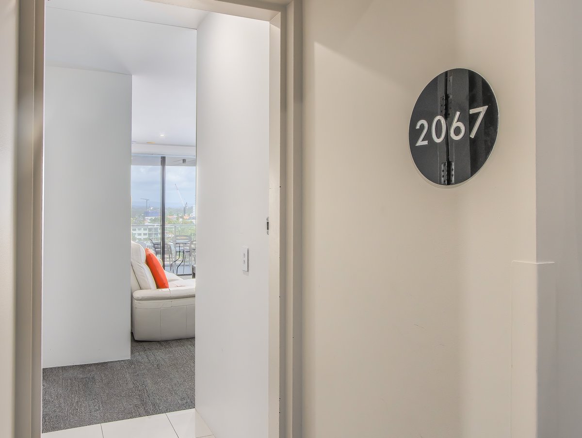 Furnished 2 Bedroom House in Surfers Paradise