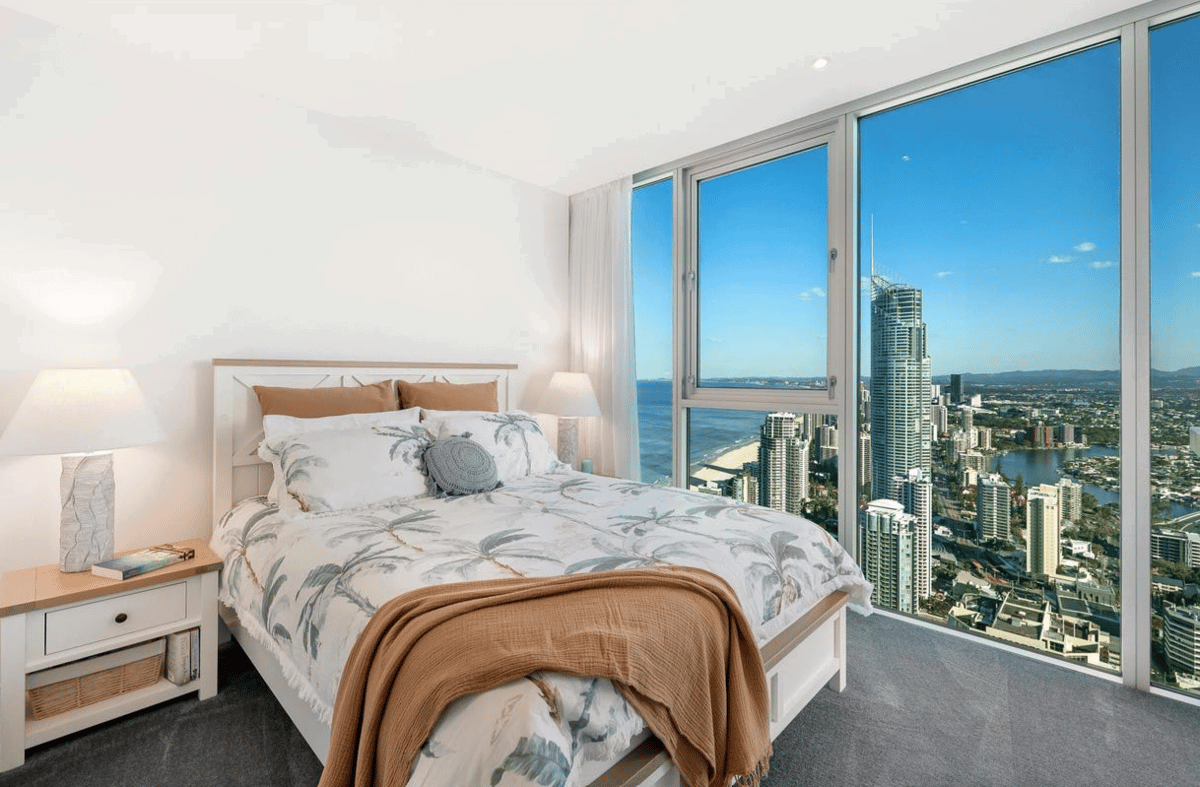 Furnished 3 Bedroom House in Surfers Paradise