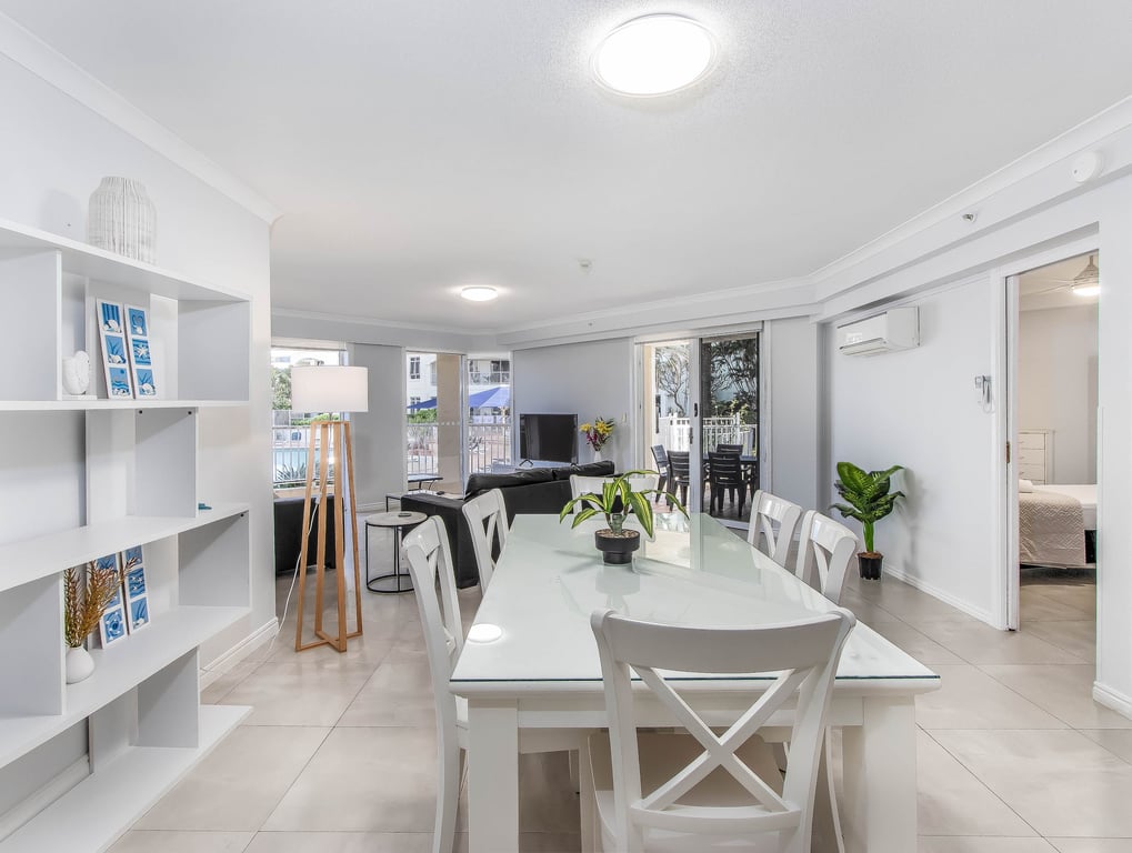 Furnished 3 Bedroom House in Surfers Paradise