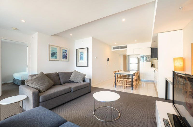 Furnished 3 Bedroom House in Surfers Paradise