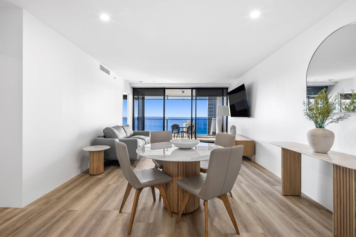 Furnished 2 Bedroom House in Surfers Paradise