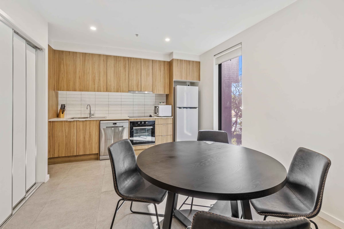 Furnished 1 Bedroom House in Surfers Paradise