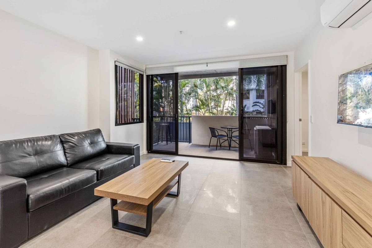 Furnished 1 Bedroom House in Surfers Paradise