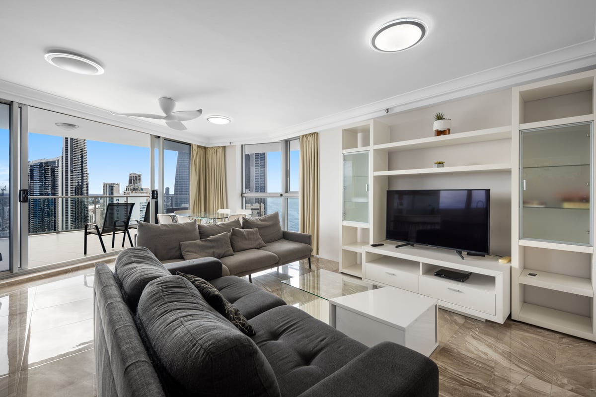 Furnished 2 Bedroom House in Surfers Paradise