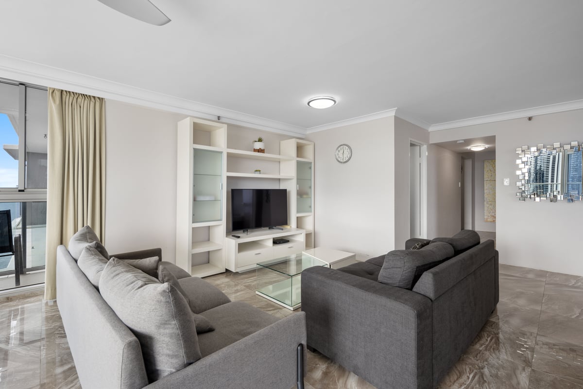 Furnished 2 Bedroom House in Surfers Paradise