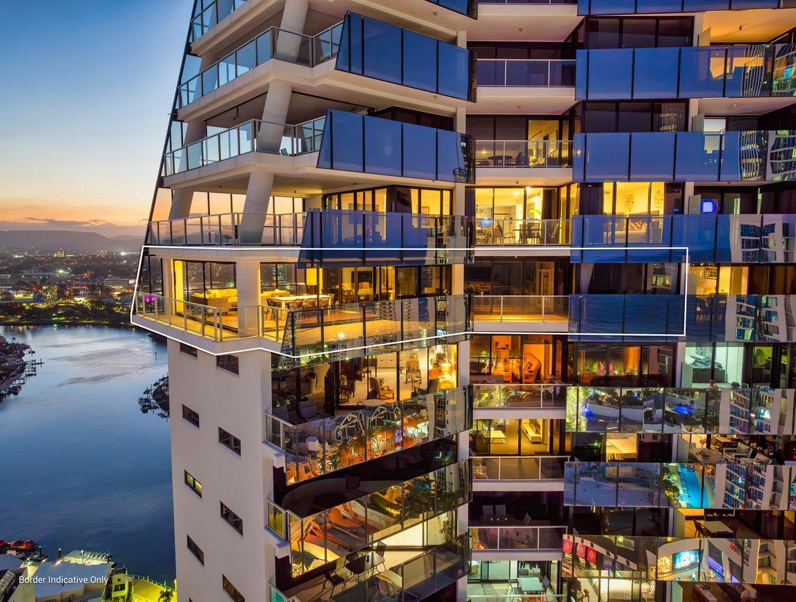 Furnished 3 Bedroom House in Surfers Paradise