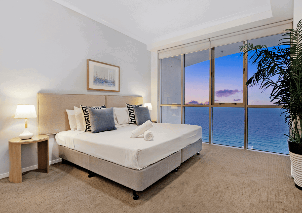 Furnished 5 Bedroom House in Surfers Paradise