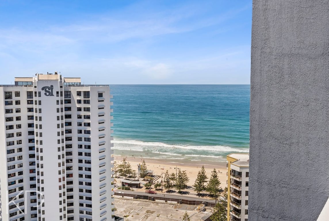 Furnished 1 Bedroom House in Surfers Paradise