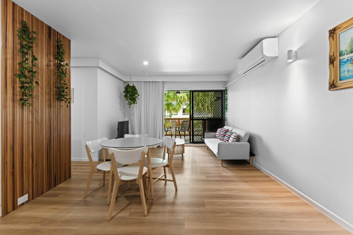 Furnished 2 Bedroom House in Surfers Paradise