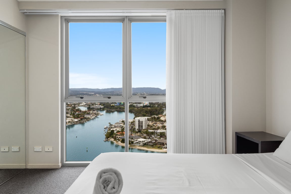 Furnished 3 Bedroom House in Surfers Paradise