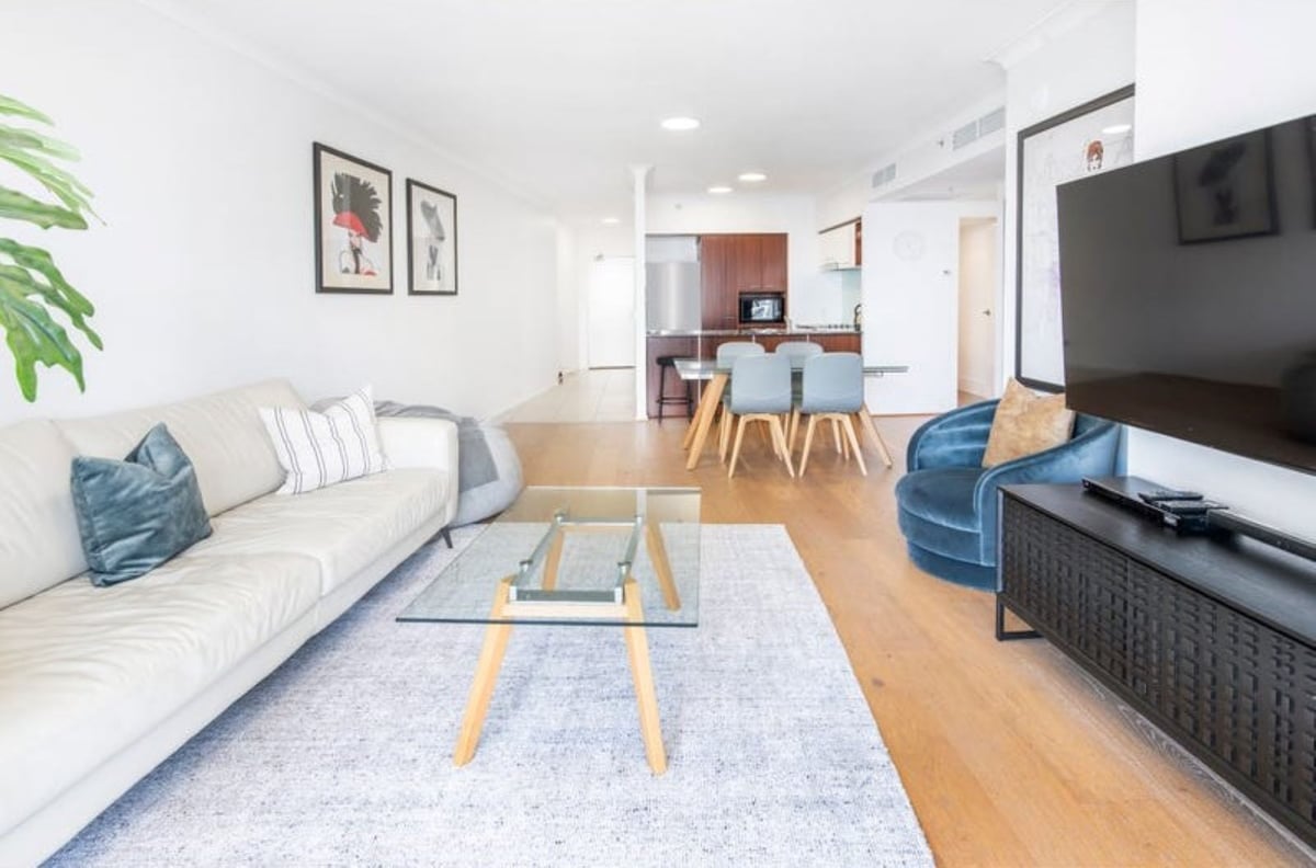 Furnished 2 Bedroom House in Surfers Paradise