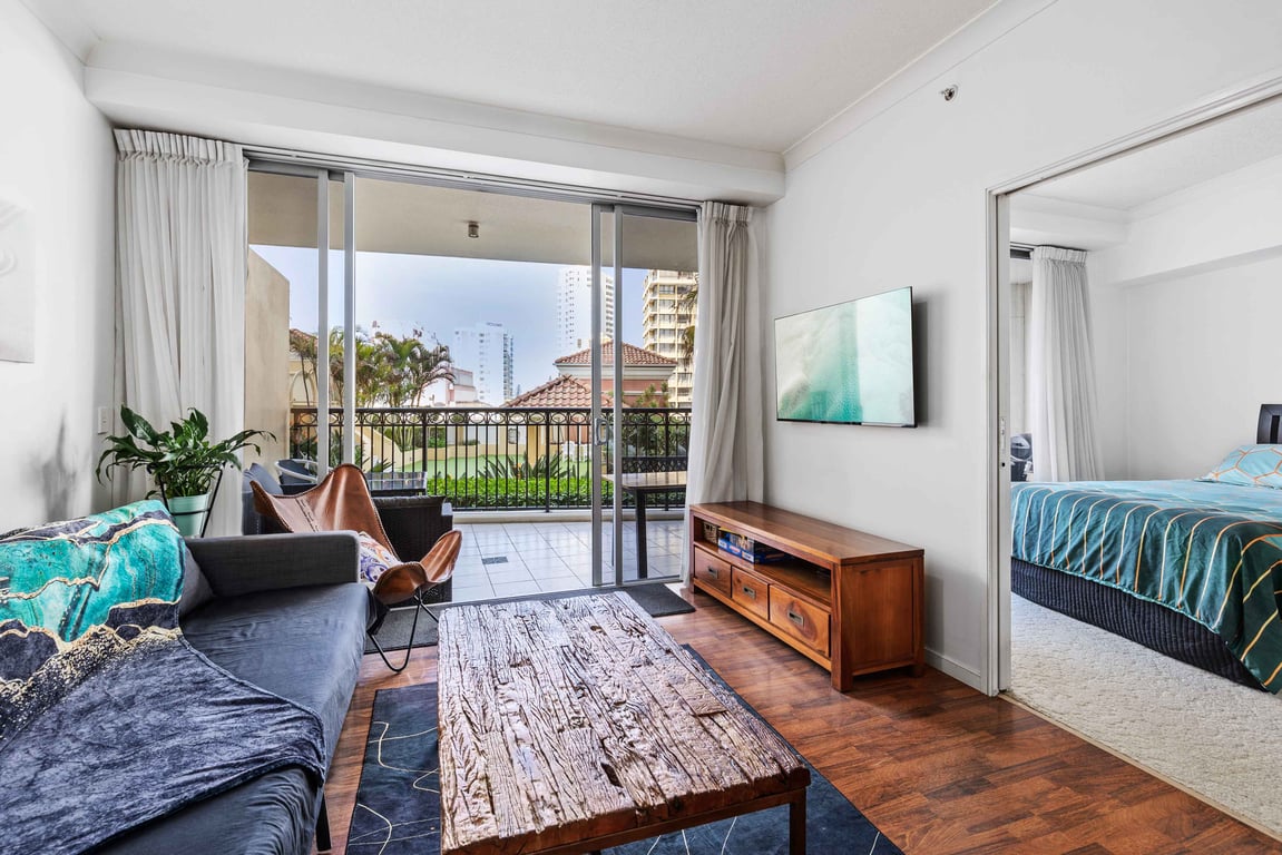 Furnished 1 Bedroom House in Surfers Paradise