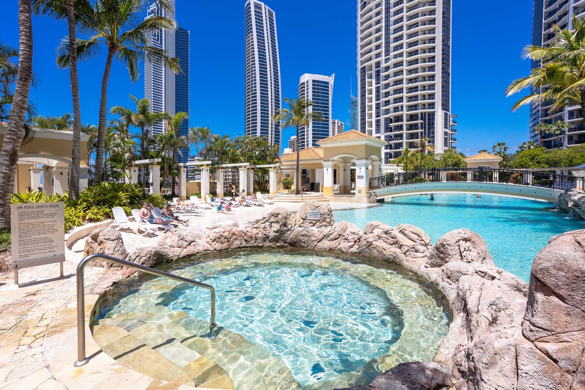 Furnished 3 Bedroom House in Surfers Paradise