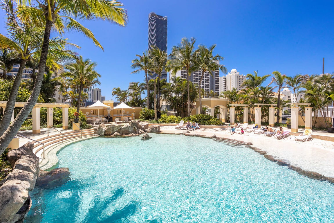 Furnished 3 Bedroom House in Surfers Paradise