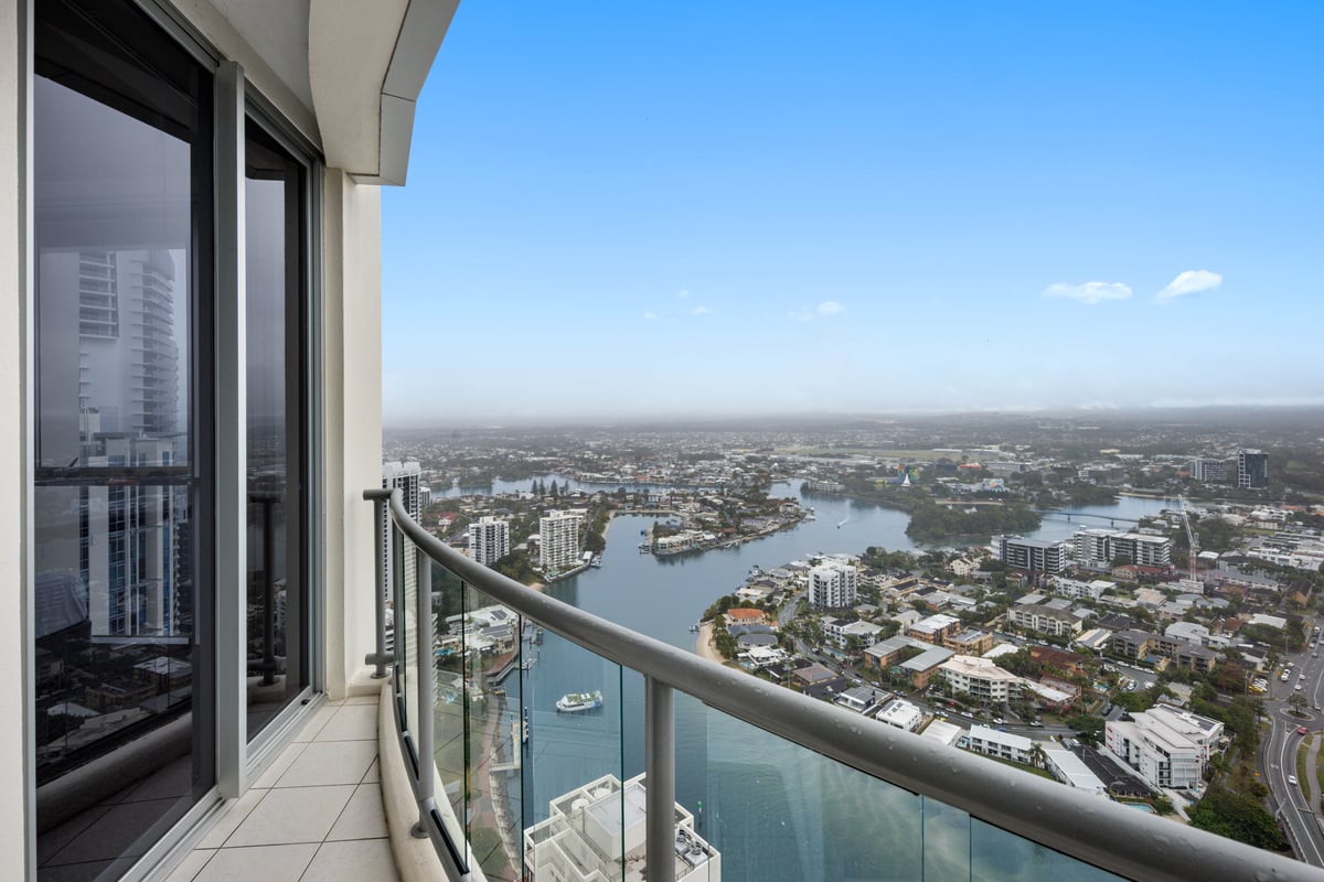 Furnished 3 Bedroom House in Surfers Paradise