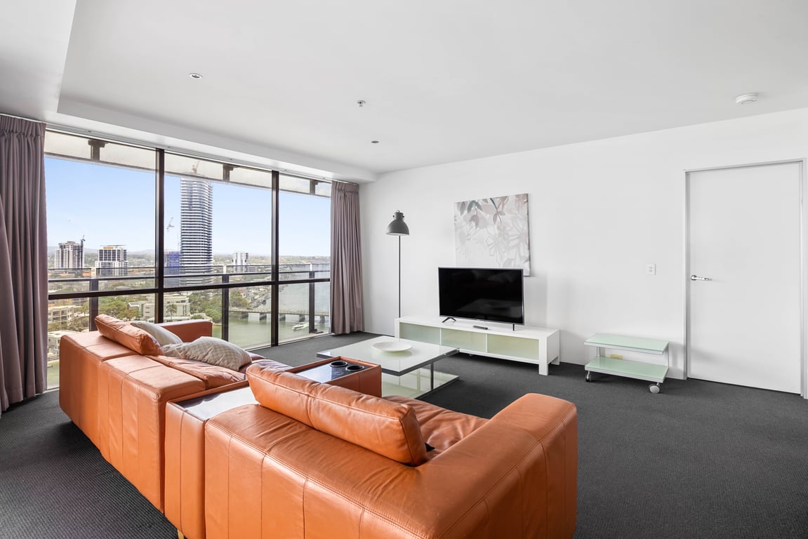 Furnished 2 Bedroom House in Surfers Paradise