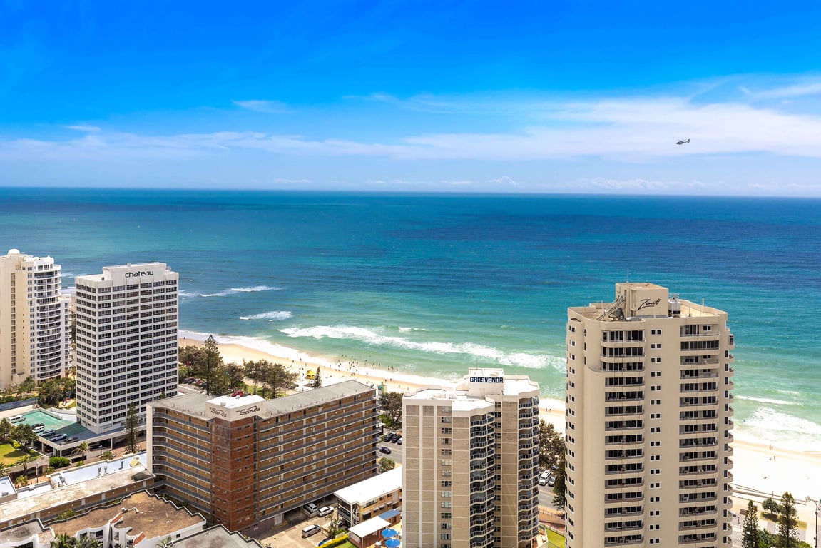 Furnished 2 Bedroom House in Surfers Paradise
