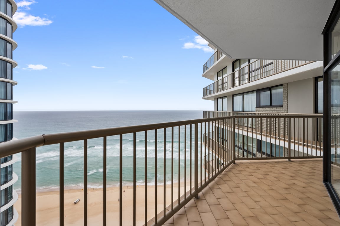 Furnished 2 Bedroom House in Surfers Paradise
