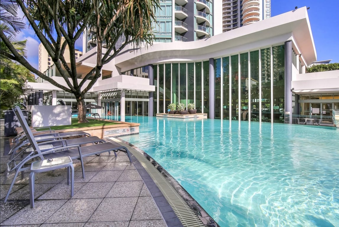 Furnished 1 Bedroom House in Surfers Paradise