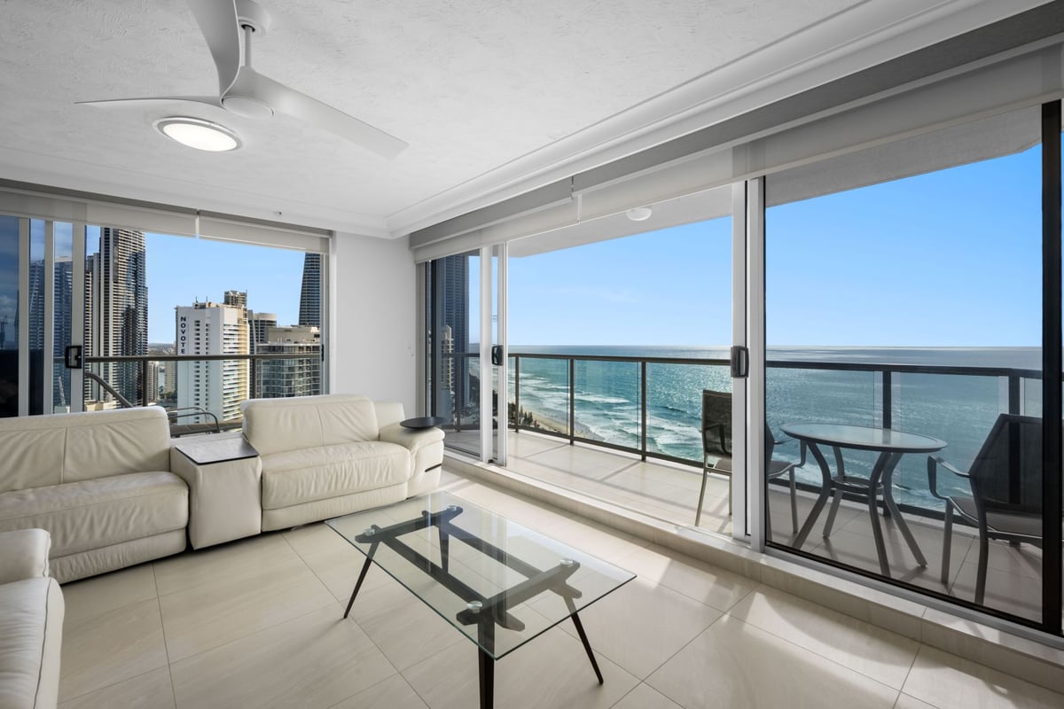 Furnished 2 Bedroom House in Surfers Paradise