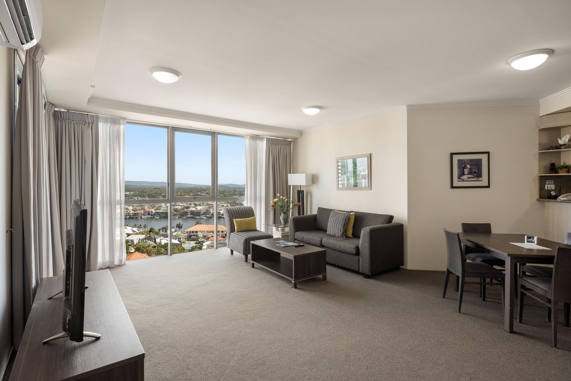 Furnished 1 Bedroom House in Surfers Paradise