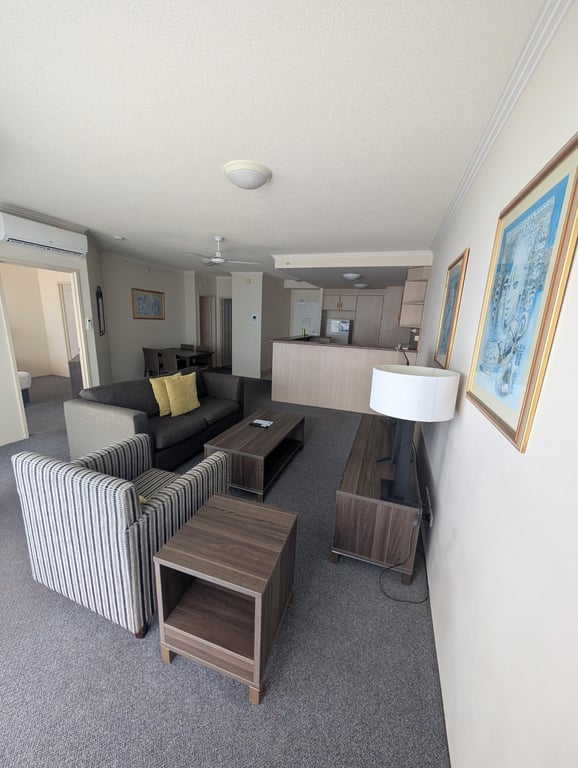 Furnished 1 Bedroom House in Surfers Paradise