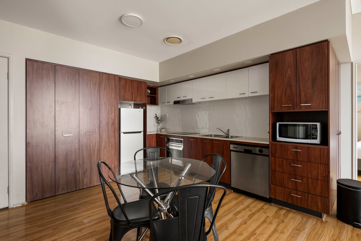 Furnished 2 Bedroom House in Surfers Paradise