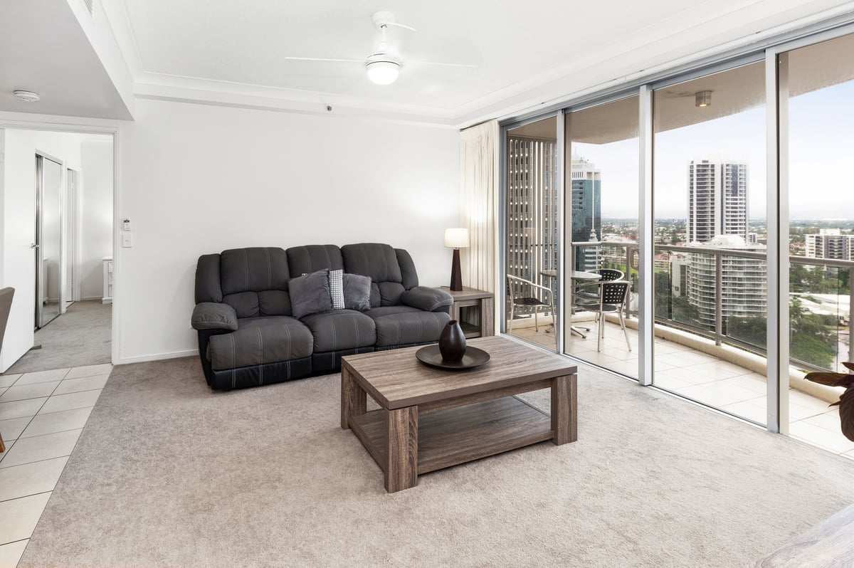 Furnished 2 Bedroom House in Surfers Paradise