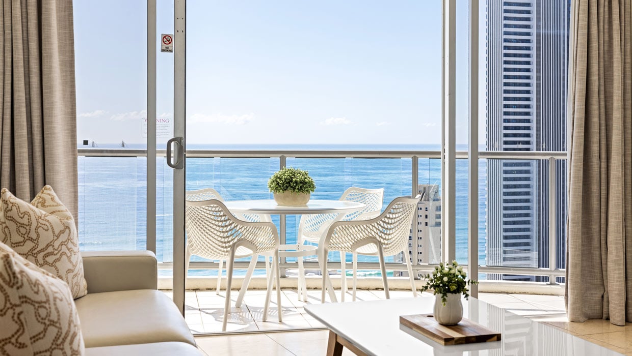 Furnished 2 Bedroom House in Surfers Paradise