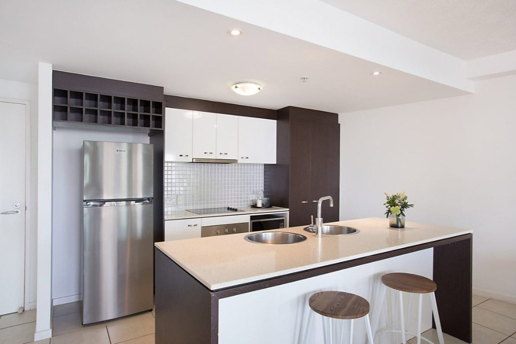 Furnished 2 Bedroom House in Surfers Paradise