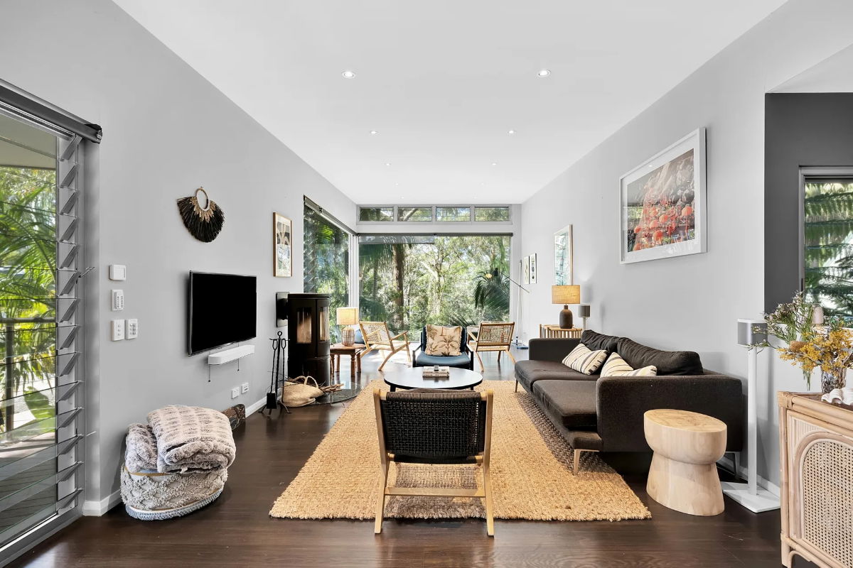 Furnished 3 Bedroom House in MacMasters Beach