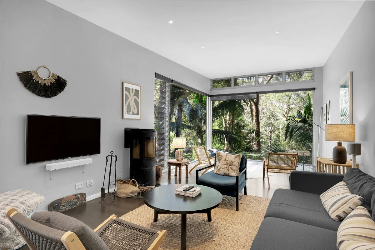 Furnished 3 Bedroom House in MacMasters Beach
