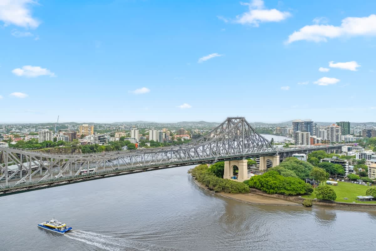 Furnished 2 Bedroom Apartment in Brisbane City